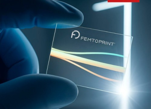 The Sub-Micron Challenge: Why 3D Laser-Structured Glass is the Strategic Imperative for Next-Gen Photonic Packaging